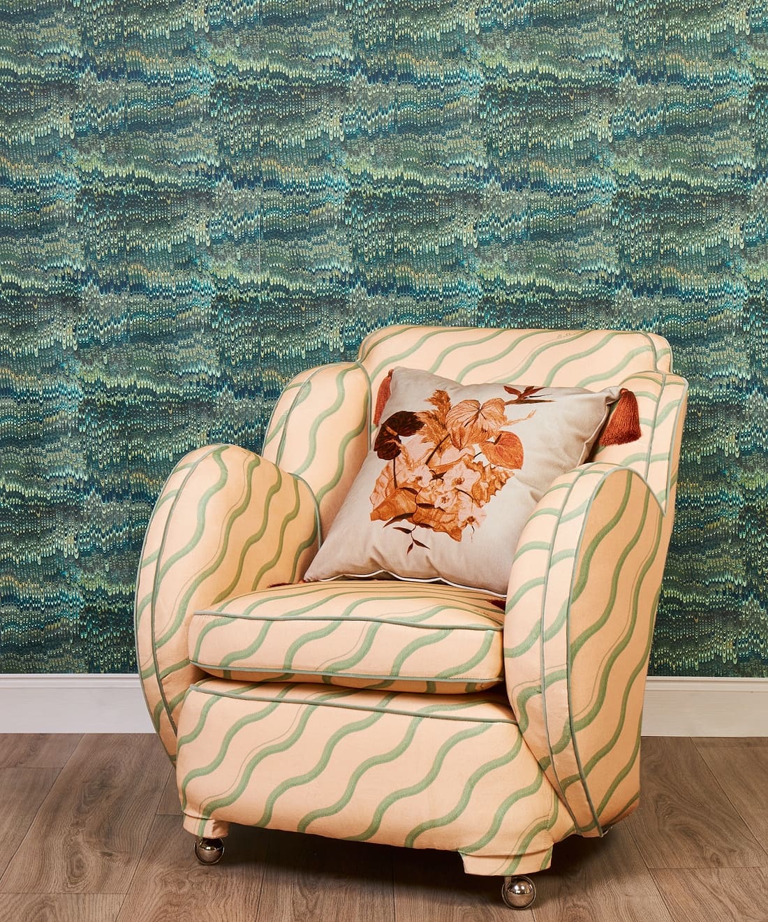 1970 Wallpaper - Colorway: Oceano - Poodle & Blonde Collection - Insitu