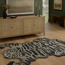 Load image into Gallery viewer, le Tigre Rug