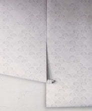 Load image into Gallery viewer, Ecailles Wallpaper • Grey White • Rolls