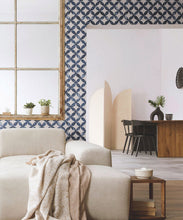 Load image into Gallery viewer, Petales Deux Wallpaper • Midnight White • Insitu