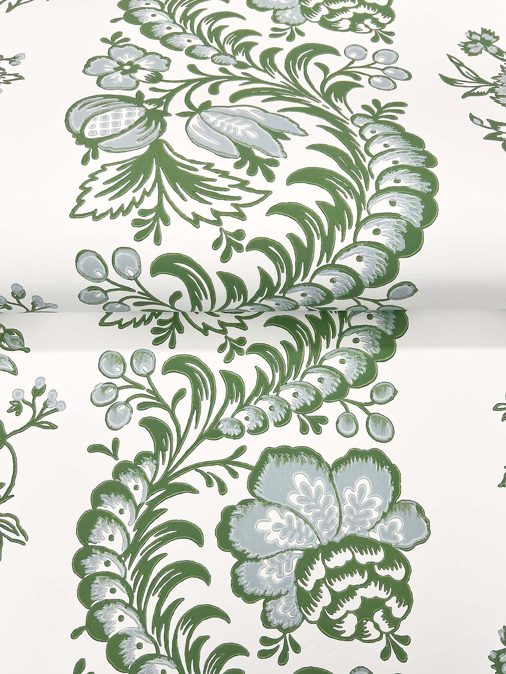 Beaumont Wallpaper - Green wallpaper detail