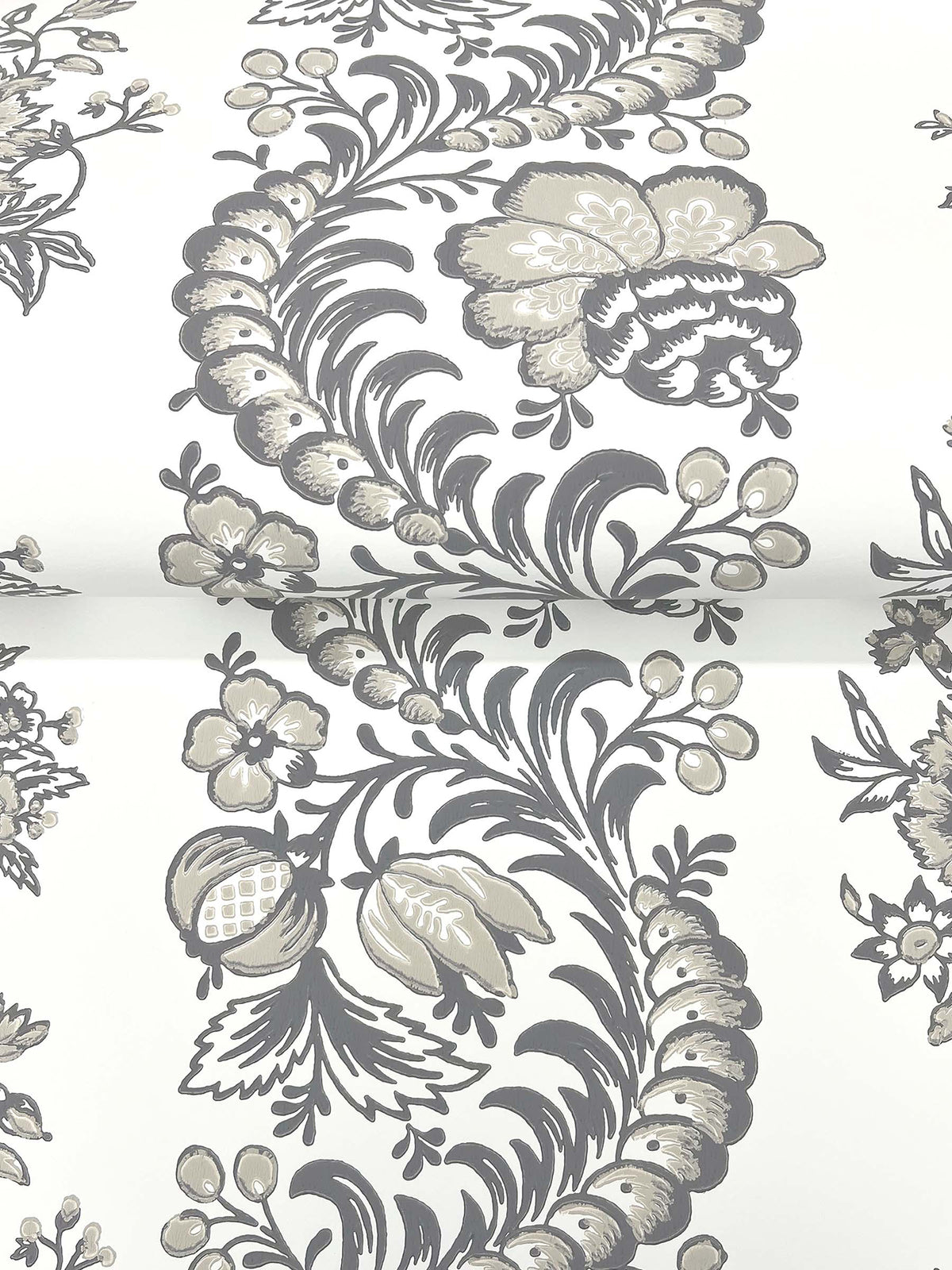 Beaumont Wallpaper - Charcoal wallpaper detail