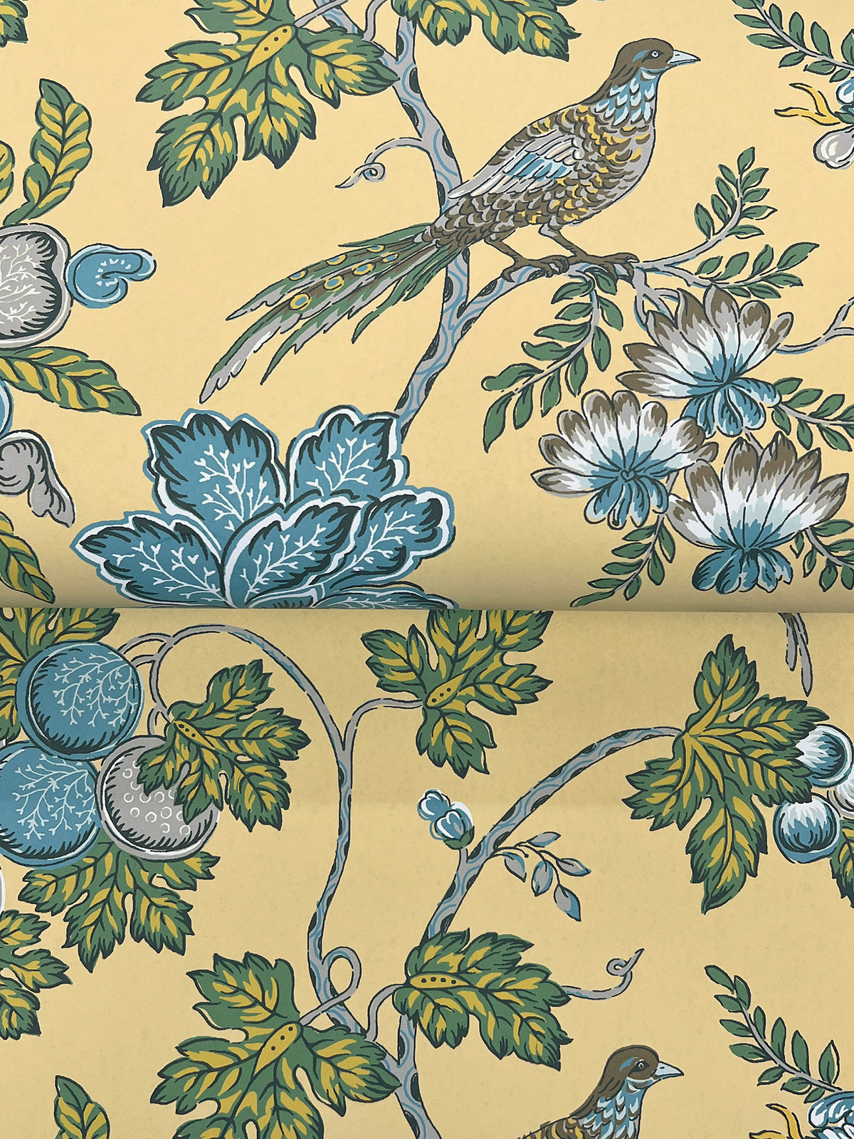 Parterre Wallpaper - Saffron wallpaper detail
