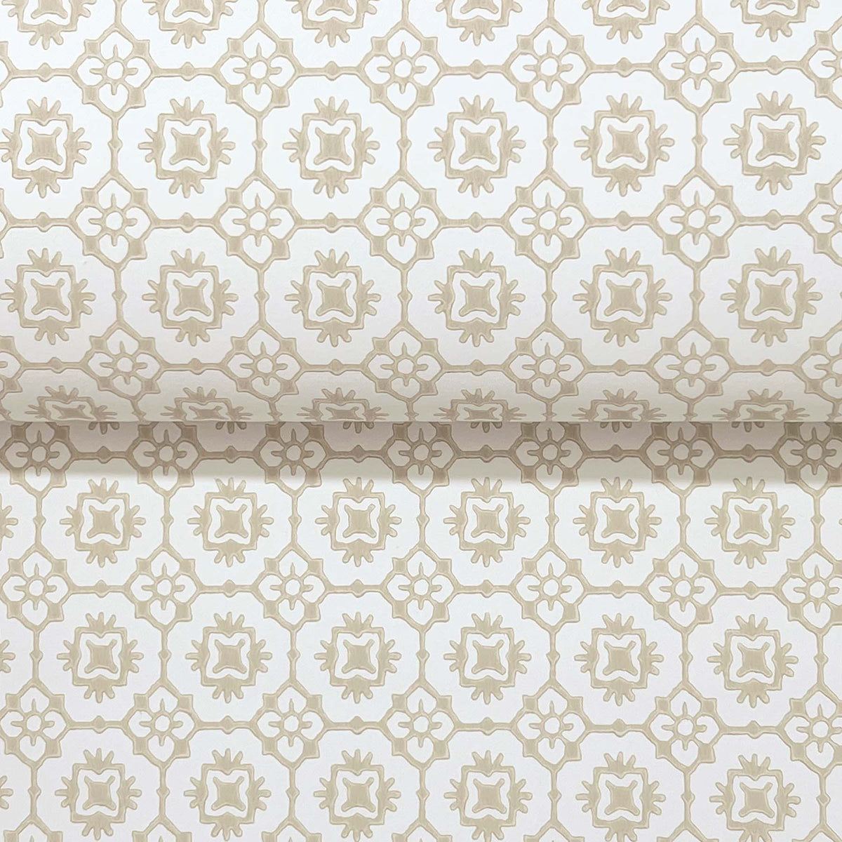 Priti Wallpaper - Beige wallpaper detail
