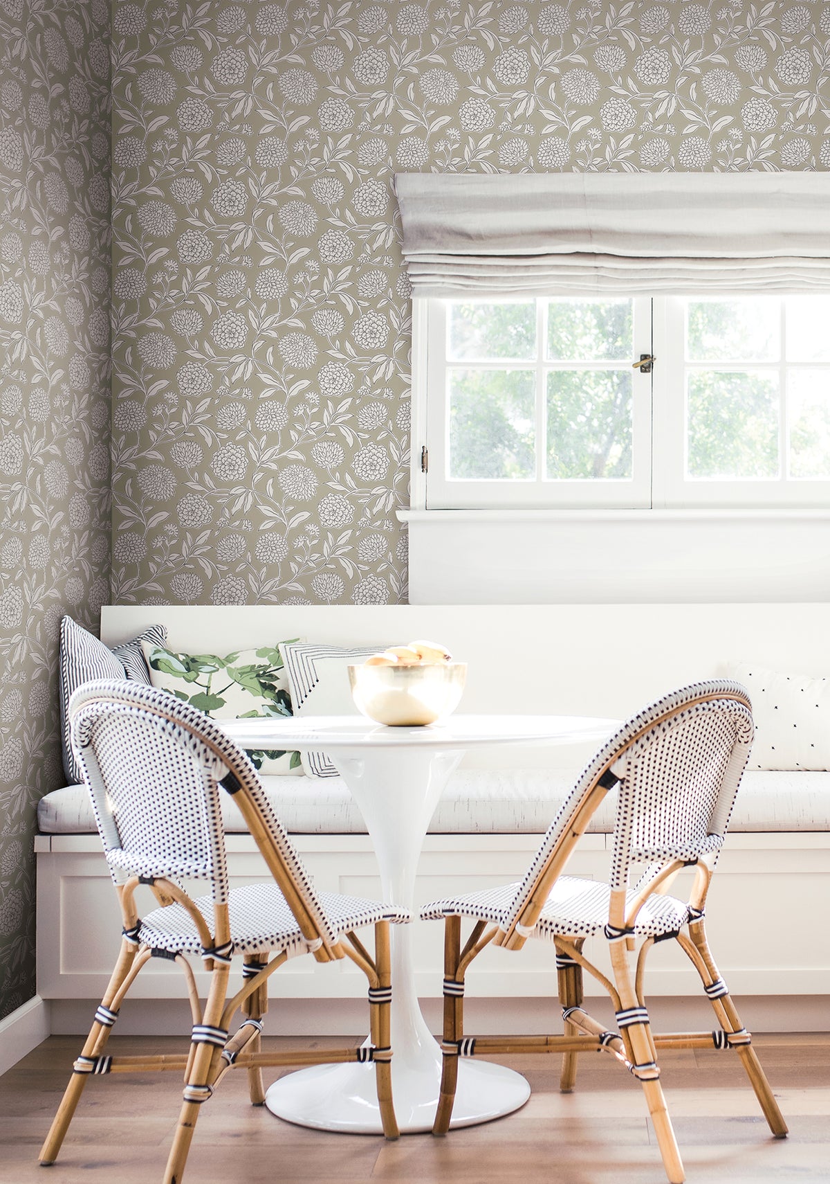 Chatsworth Garden Wallpaper lifestyle room setting