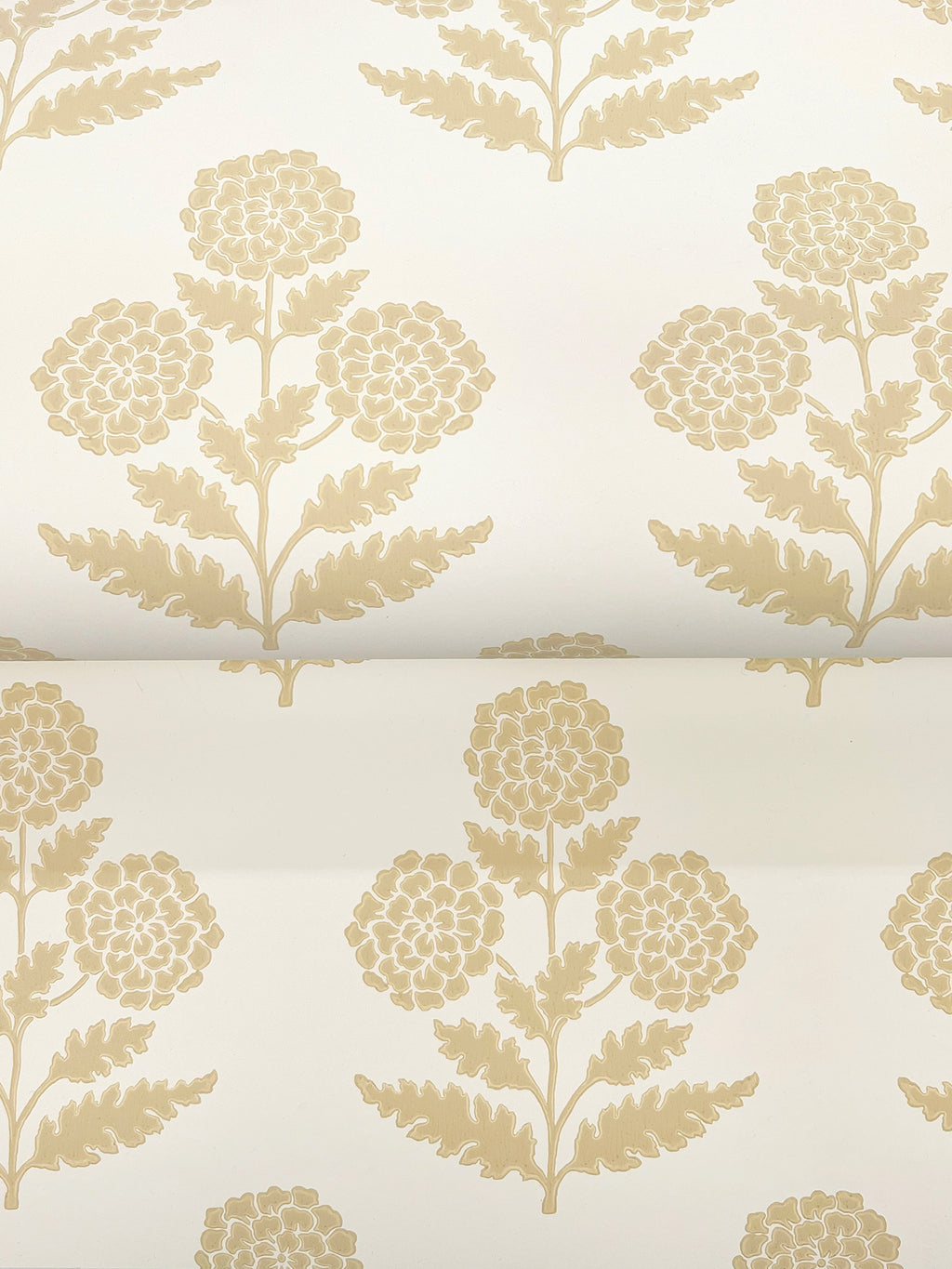 Souci Wallpaper - Saffron wallpaper detail