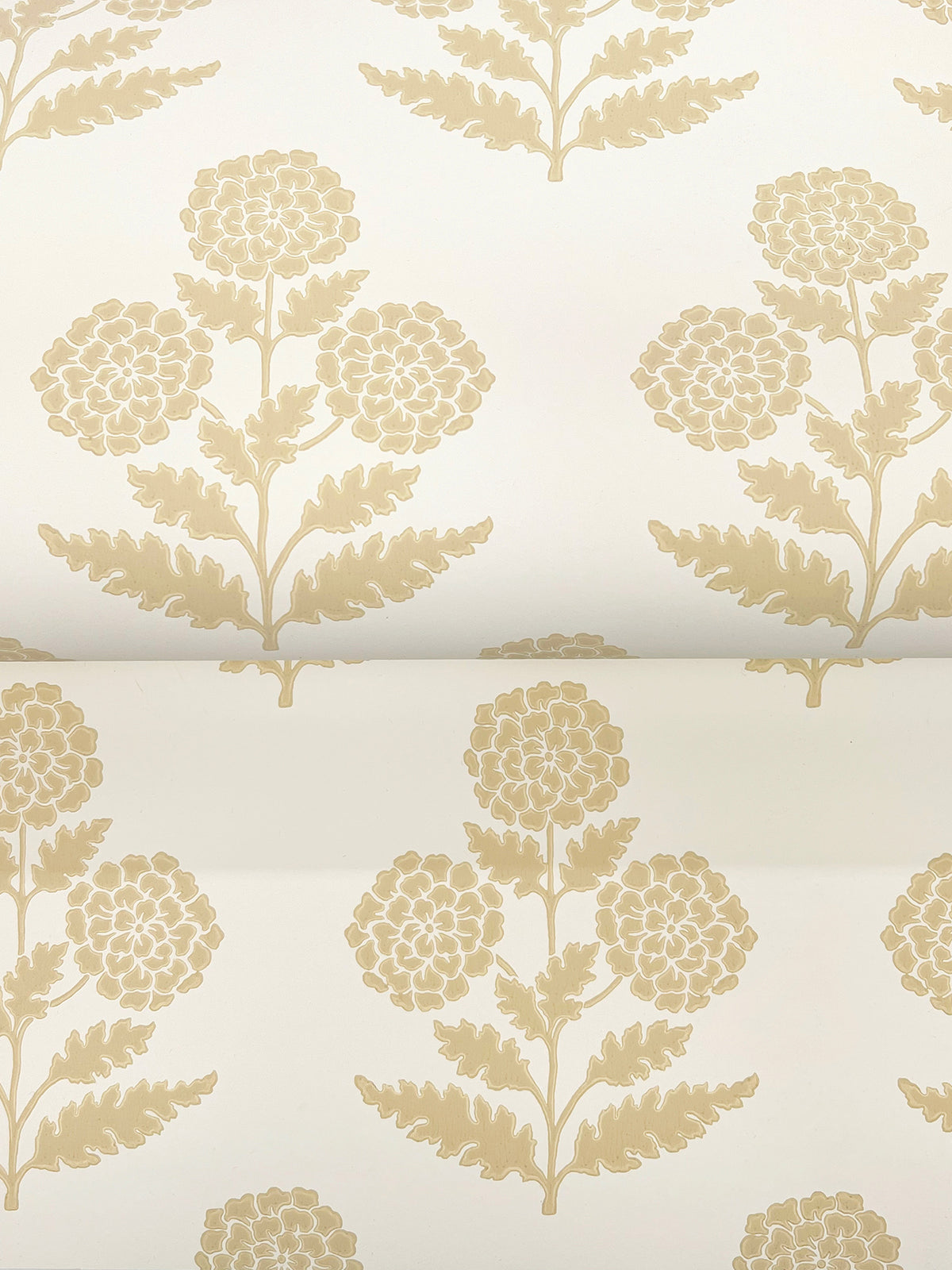 Souci Wallpaper - Saffron wallpaper detail