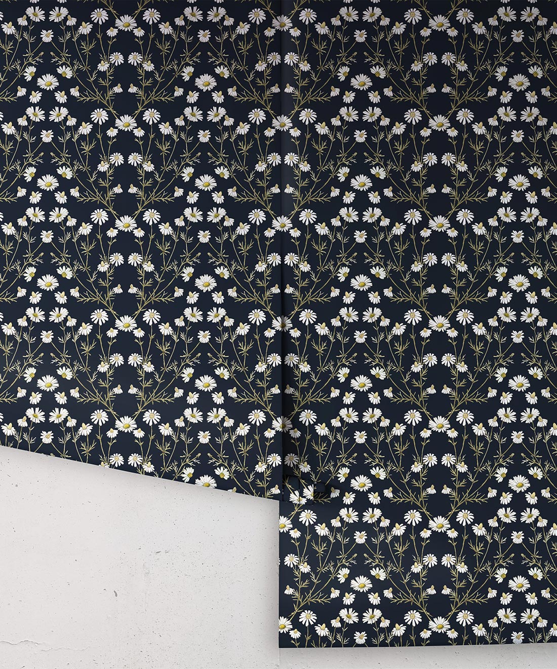 Wallpaper Republic - Floral Emporium Collection - Daisy Damask - Navy - Roll