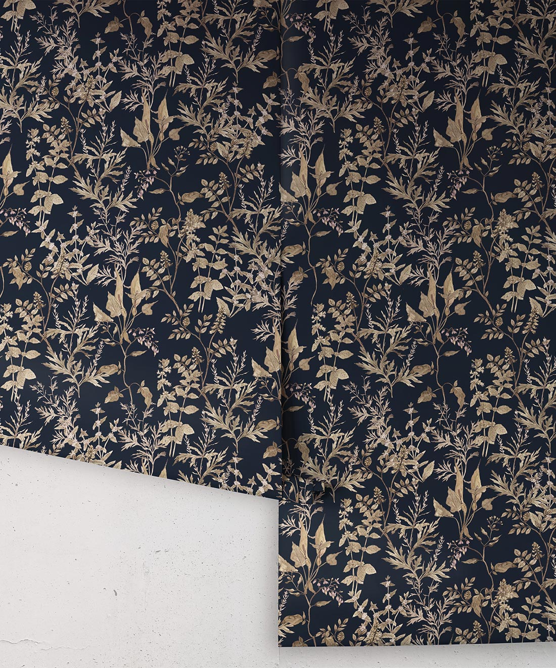 Wallpaper Republic - Floral Emporium Collection - Antique Botanica - Navy - Roll