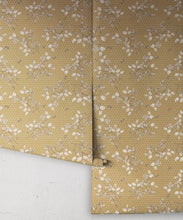 Load image into Gallery viewer, Bee Blossom Wallpaper • Hackney &amp; Co. • Gold • Roll