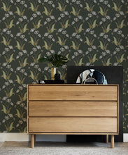 Load image into Gallery viewer, Wild Garlic Wallpaper • Hackney &amp; Co. • Green • Insitu