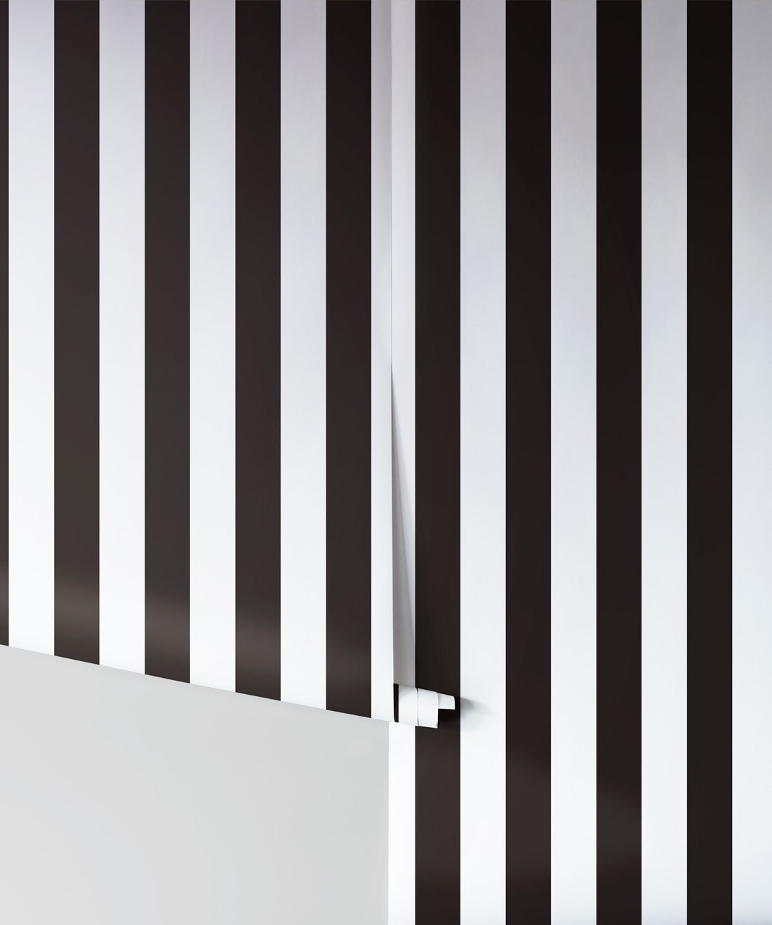 Black & White Stripe