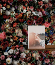 Load image into Gallery viewer, Flower Pool Full Bloom