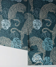 Load image into Gallery viewer, Leopard Cobalt