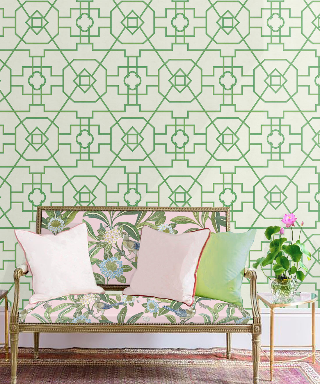 Trellis Wallpaper • Geometric Wallpaper • Ivory Wallpaper • Insitu