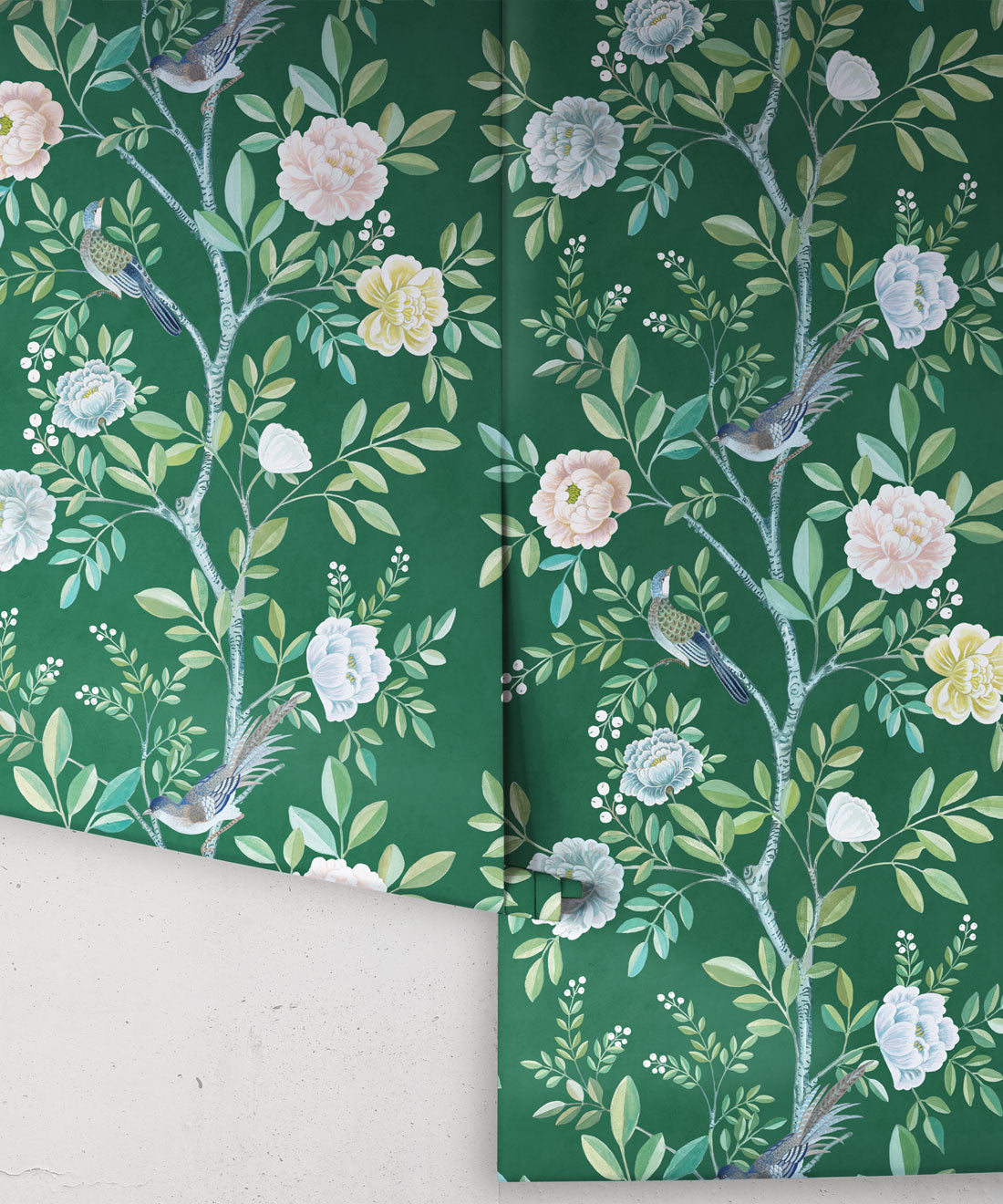 Chinoiserie Wallpaper • Floral Wallpaper • Bird Wallpaper • Magnolia • Emerald Green • Rolls