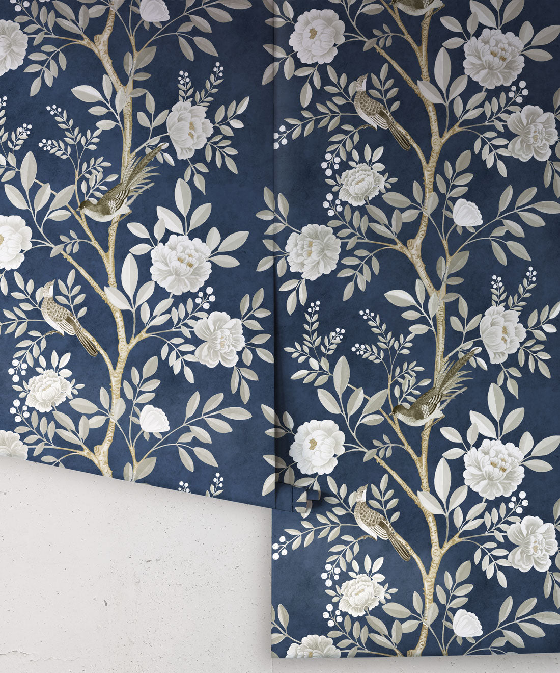 Chinoiserie Wallpaper • Floral Wallpaper • Bird Wallpaper • Magnolia • Royal Blue • Rolls