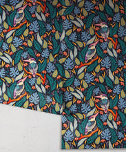 Load image into Gallery viewer, Kingfisher Wallpaper • Bird Wallpaper • Assorted Color Wallpaper Rolls