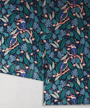 Load image into Gallery viewer, Kingfisher Wallpaper • Bird Wallpaper • Dark Color Wallpaper Rolls