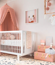 Load image into Gallery viewer, Huddy's Dots Ella Rose Insitu 2