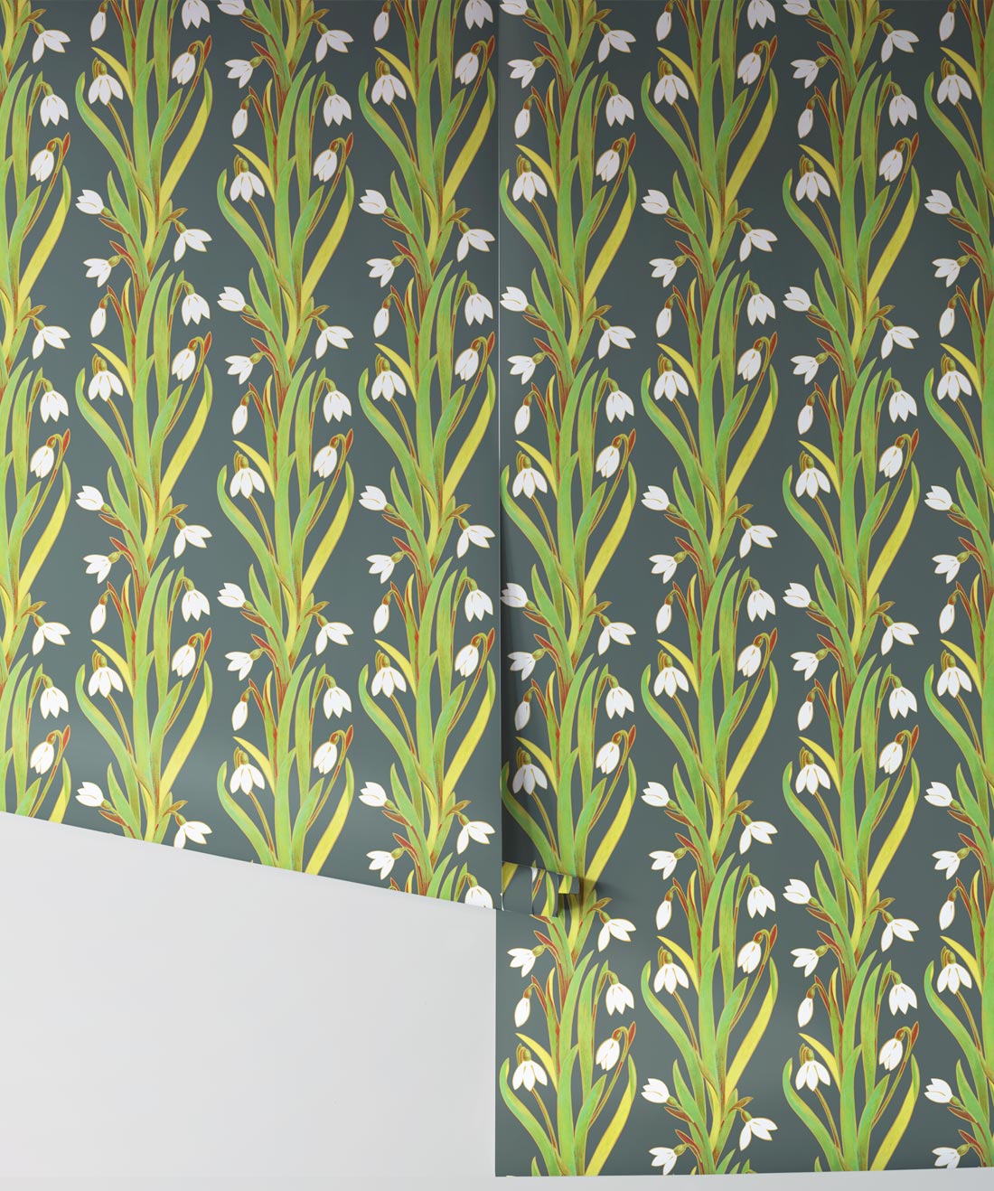 Snow Drop in Green Beret Wallpaper