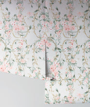 Load image into Gallery viewer, Dashwood Wintergarden