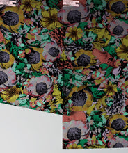 Load image into Gallery viewer, Felicity Wallpaper