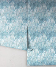 Load image into Gallery viewer, Aqua Shibori Leaf Wallpaper
