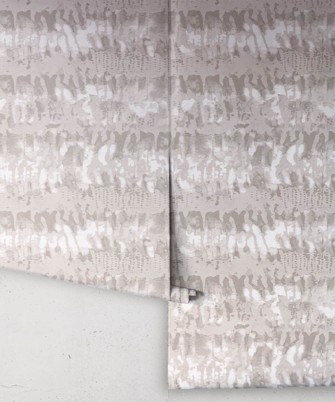Tae Wallpaper • Shibori • Natural • Rolls