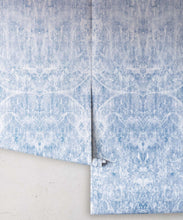 Load image into Gallery viewer, Hori Wallpaper by Simcox • Color Blue • Abstract Wallpaper • rolls