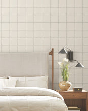 Load image into Gallery viewer, La Vitre Plaid