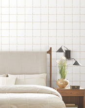 Load image into Gallery viewer, La Vitre Plaid