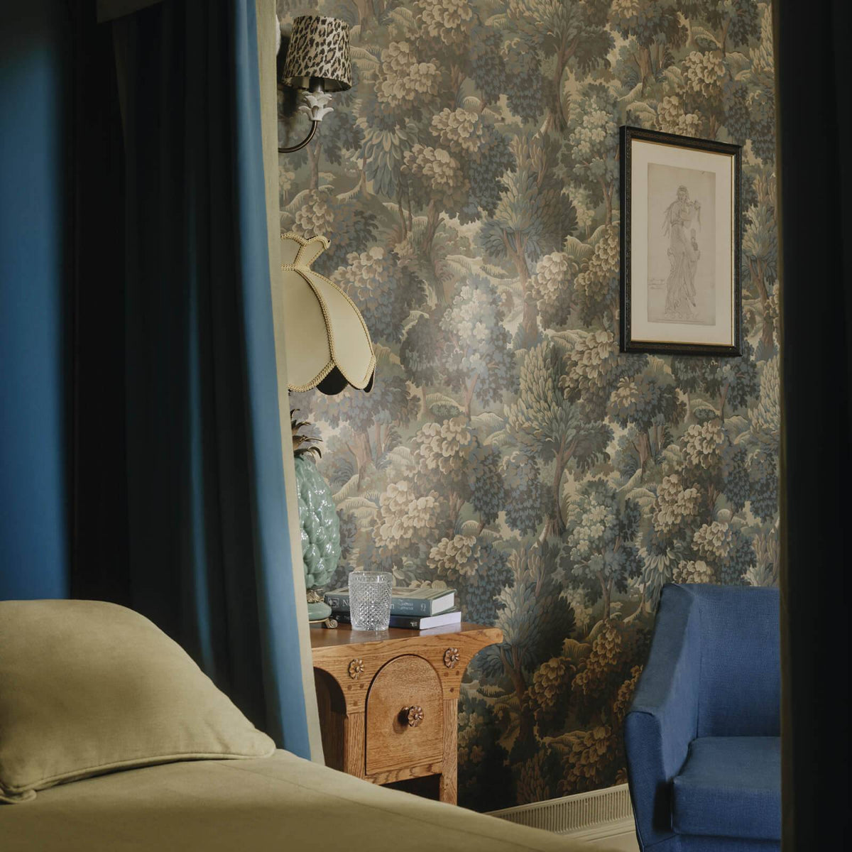 NEMOR Wallpaper - Bronze