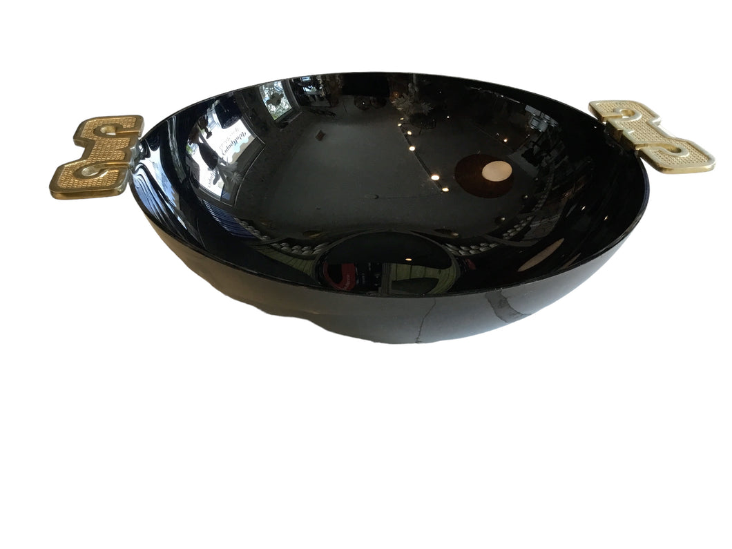 black laqured serving bowl