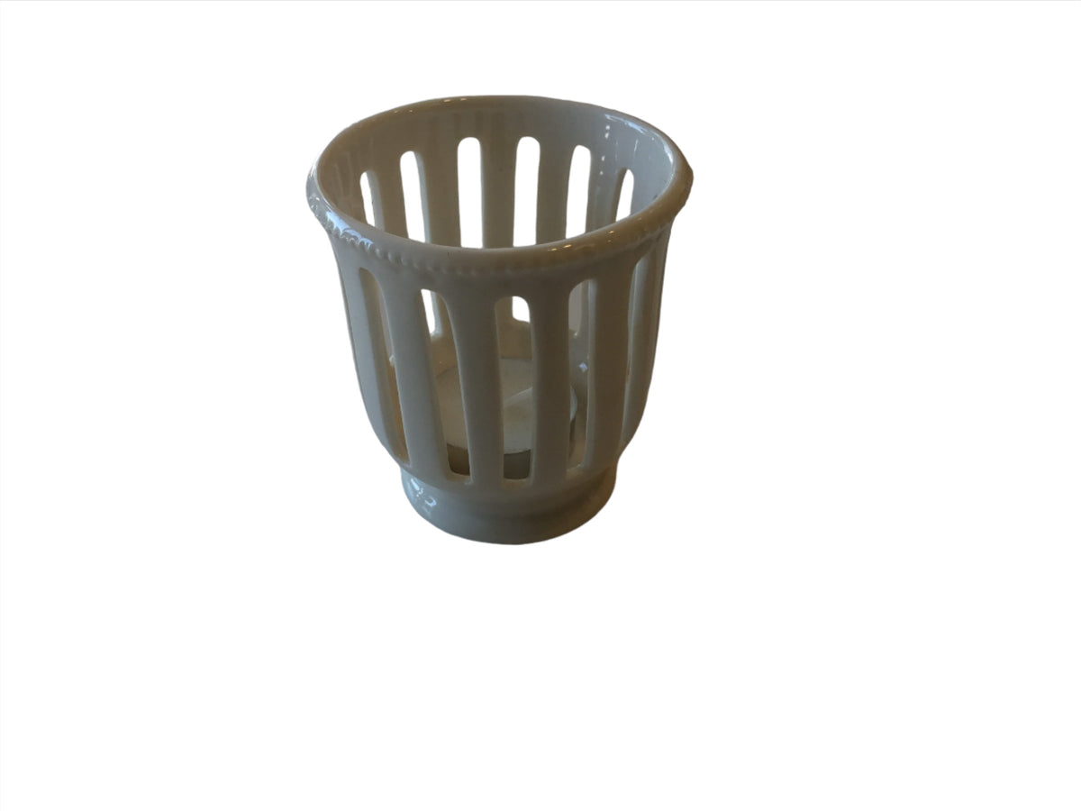 white tealight holder