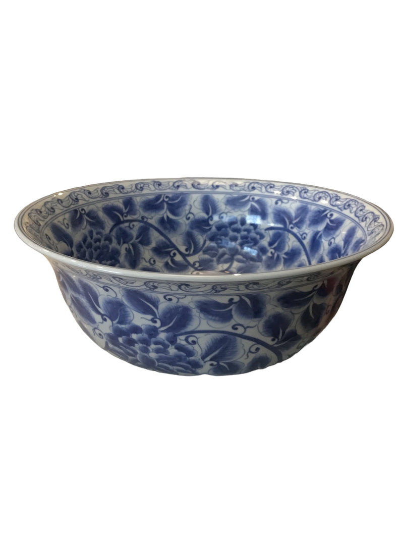 blue & white porcelain bowl