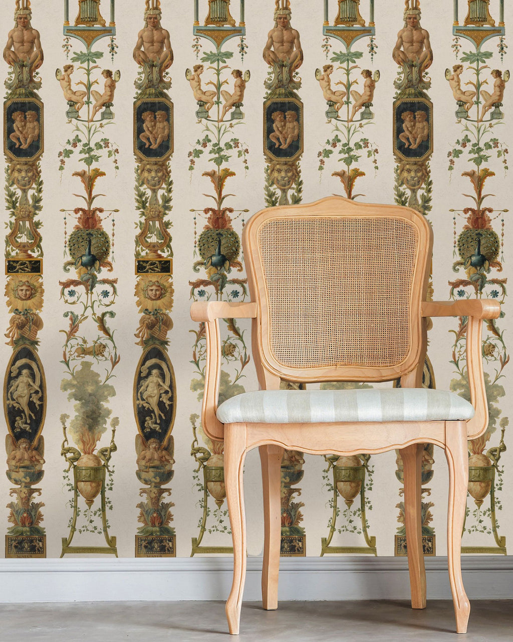 PILASTERS WALLPAPER