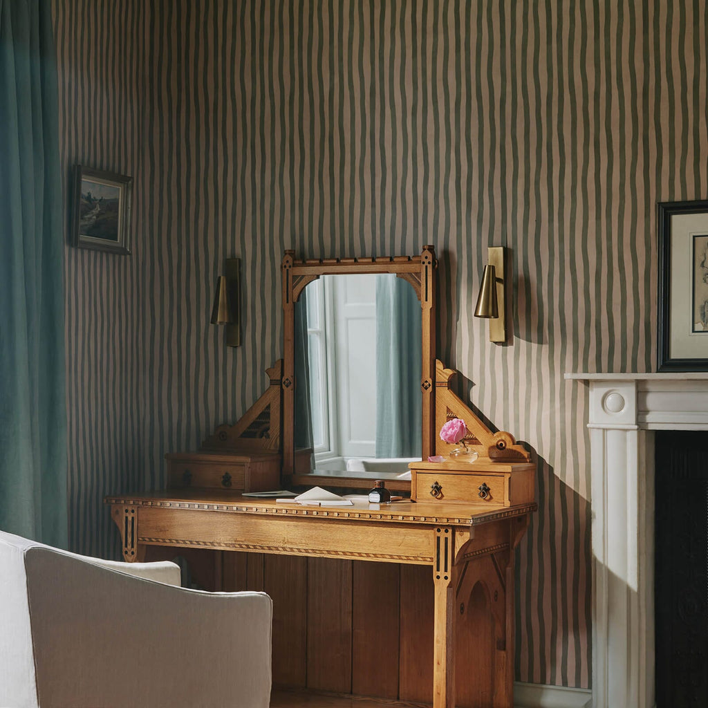 ARTIST'S STRIPE Wallpaper - Sap & Alabaster