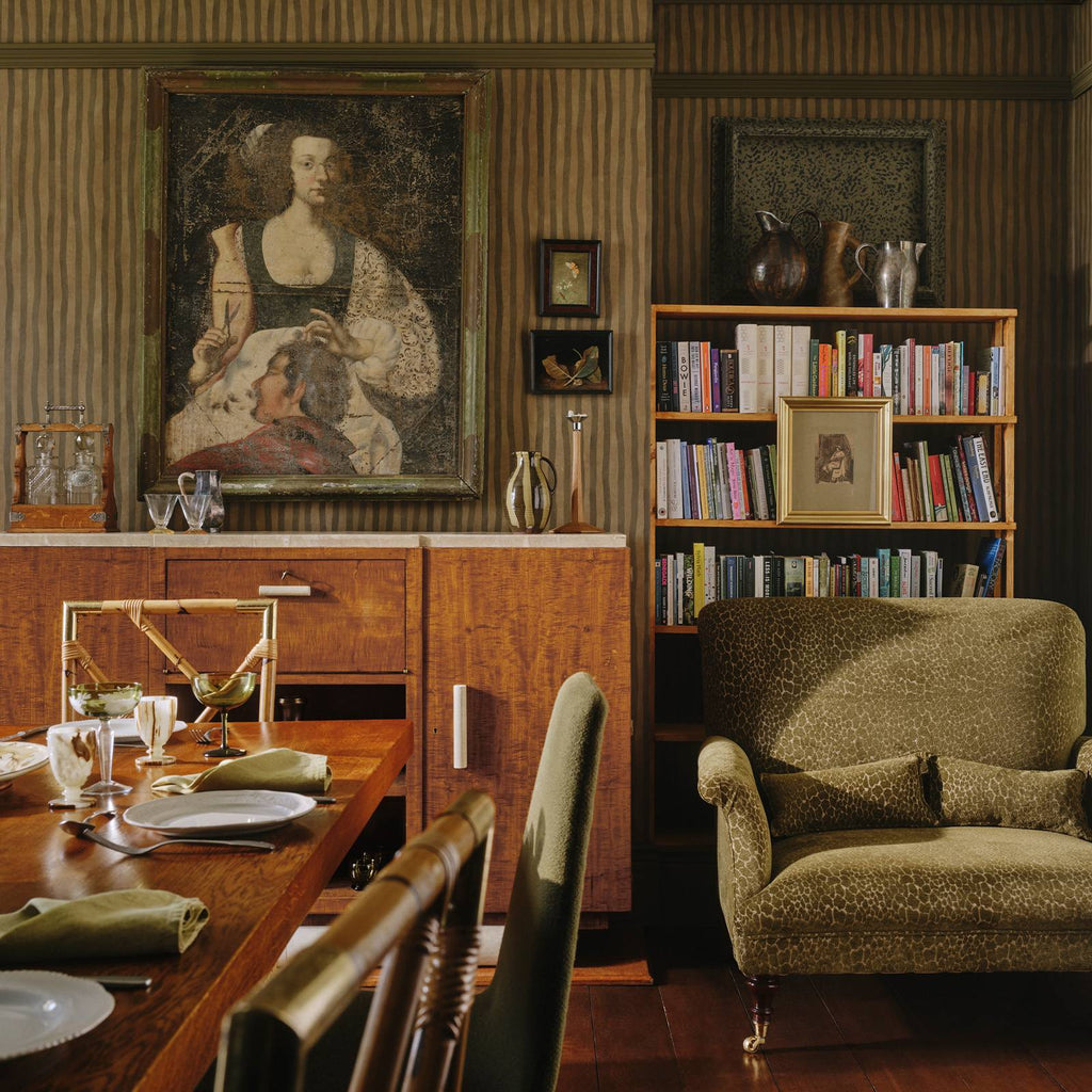 ARTIST'S STRIPE Wallpaper - Moss & Carex