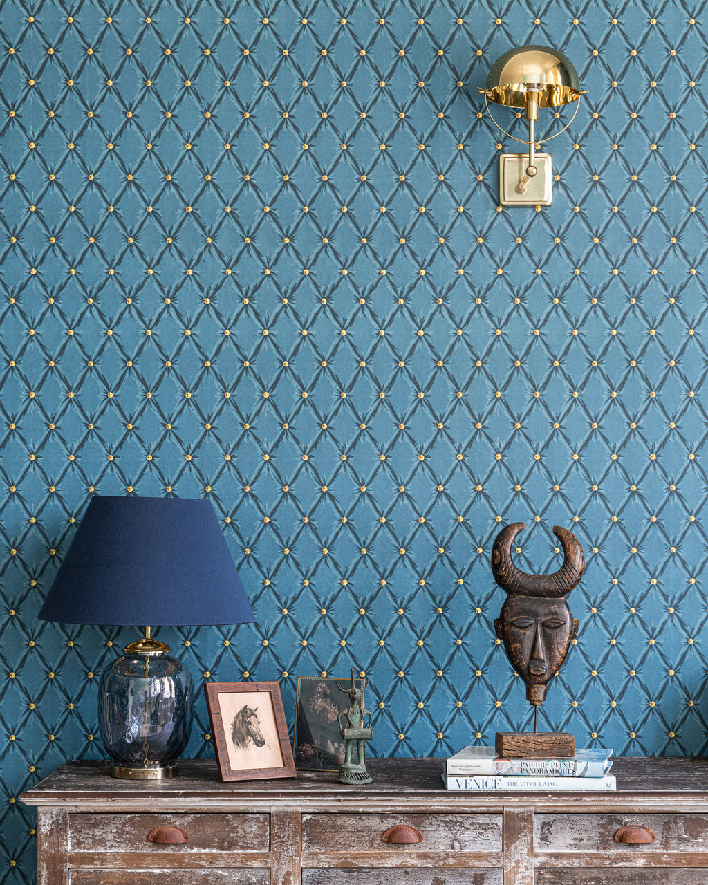 TUFTED PANEL WALLPAPER