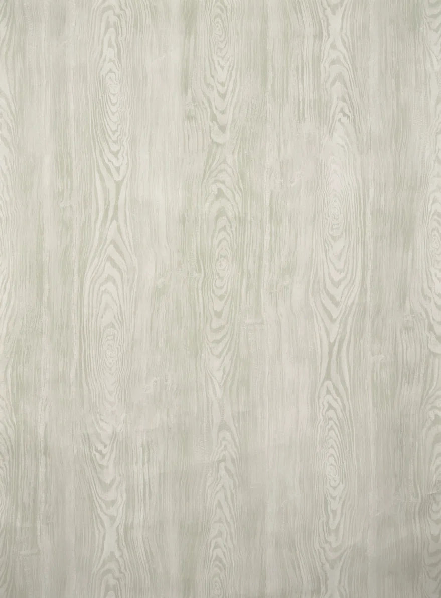 Boiserie wallpaper in LICHEN