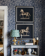 Load image into Gallery viewer, ROYAL HUNTING WALLPAPER