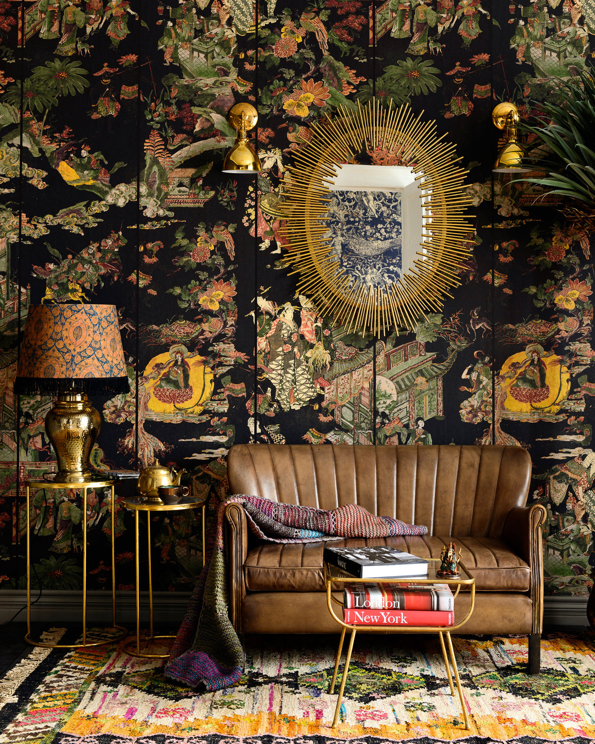 THE ORIENTAL TALE WALLPAPER