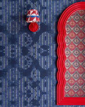 Load image into Gallery viewer, WASHED SHIBORI WALLPAPER