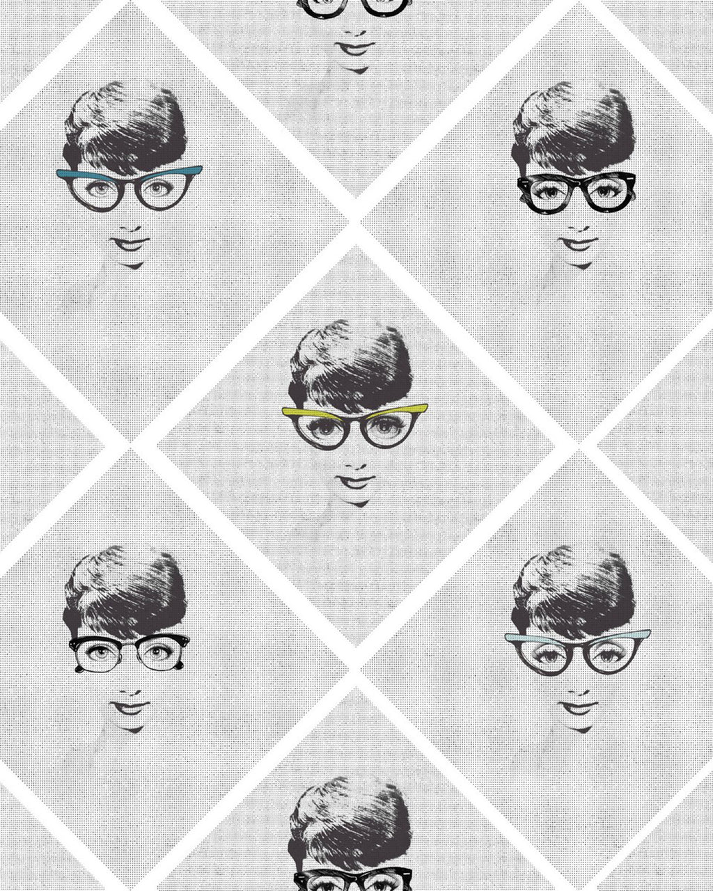FEMALE ILLUSION WALLPAPER