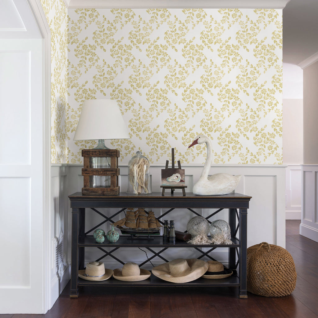 Arabesque Floral Trail Wallpaper
