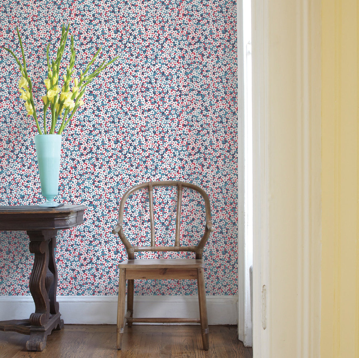 Giverny Miniature Floral Wallpaper
