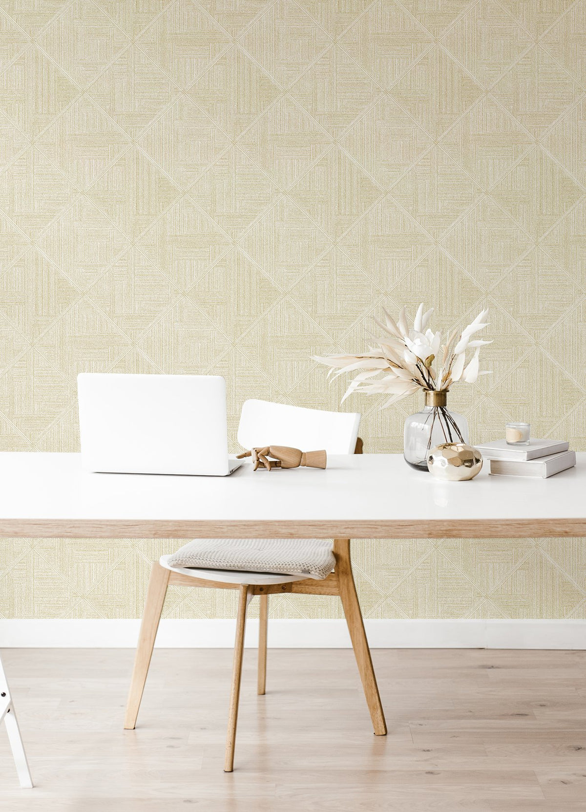 Cade Geometric Wallpaper