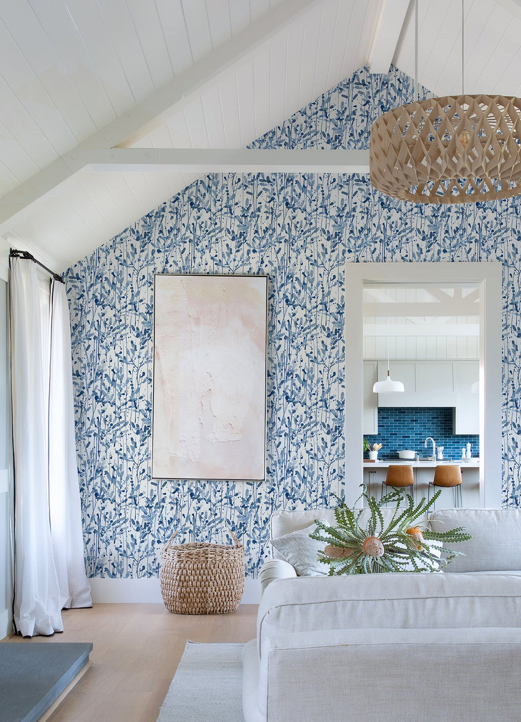 Leandra Floral TrailWallpaper