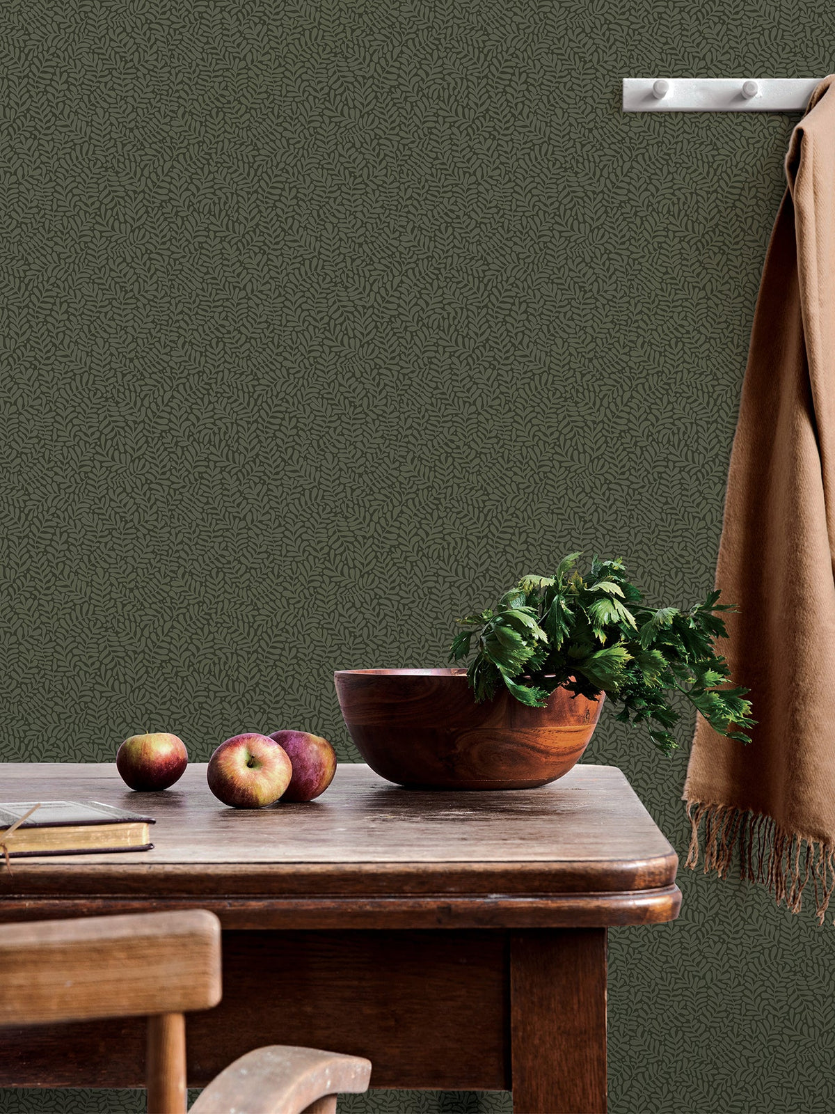 Anna Fern Trail Wallpaper